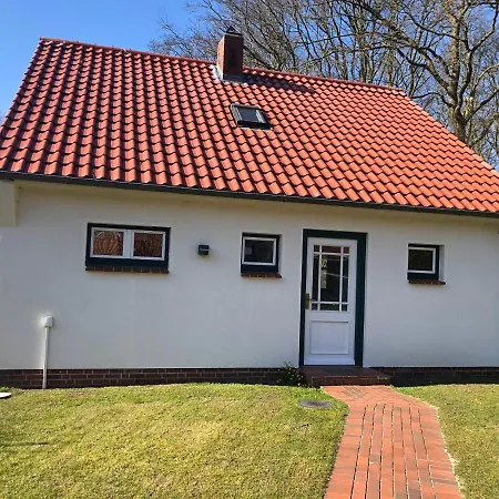 Holiday home Haus 1 *