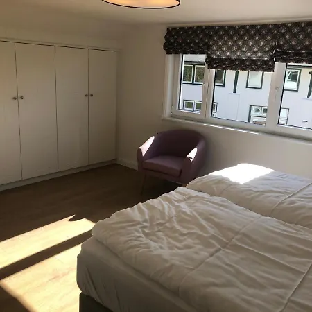 Haus 1